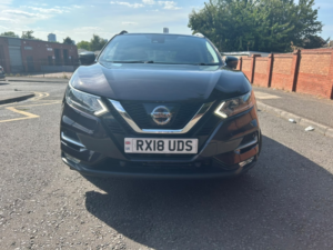 2018 Nissan Qashqai 1.2 Dig-T N-Connecta in Black — image 5