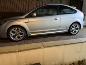 2011 Ford Focus 2.5 Siv St-2 in Silver — image 3