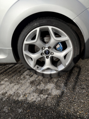 2011 Ford Focus 2.5 Siv St-2 in Silver — image 5