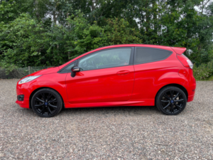 2016 Ford Fiesta 1.0t Ecoboost Zetec S Hatchback 3dr Petrol Manual Euro 6 (s/s) (140 Ps) in Red — image 6