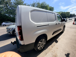 2021 Vauxhall Combo 1.5 Turbo D 2300 Edition Crew Van L2 Euro 6 (s/s) 4dr in White — image 4
