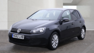 2012 Volkswagen Golf 1.6 Tdi Match in Black — image 2