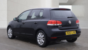 2012 Volkswagen Golf 1.6 Tdi Match in Black — image 4