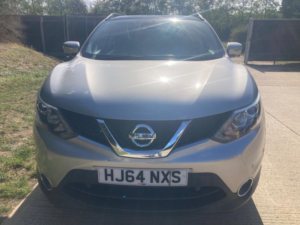 2014 Nissan Qashqai 1.6 Dci Tekna SUV 5dr Diesel Manual 4WD Euro 5 (s/s) (130 Ps) in Silver — image 3
