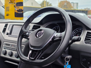 2015 Volkswagen Golf Sv 1.4 Tsi Bluemotion Tech Se MPV 5dr Petrol Manual Euro 6 (s/s) (125 Ps) in Black — image 3