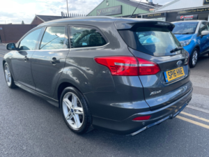 2016 Ford Focus 1.5 Tdci Zetec S Estate 5dr Diesel Manual Euro 6 (s/s) (120 Ps) in Grey — image 5