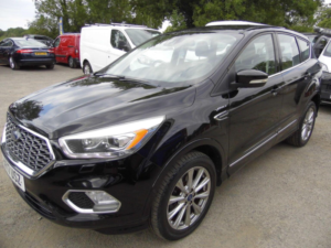 2017 Ford Kuga 2.0 Tdci Vignale AWD Euro 6 (s/s) 5dr in Black — image 3