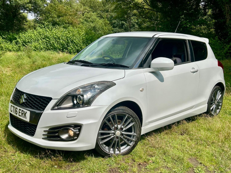 2016 Suzuki Swift 1.6*sport*1owner-7suzuki Svs-Xenons-Nav**outstanding Cherished Car** in White — image 1