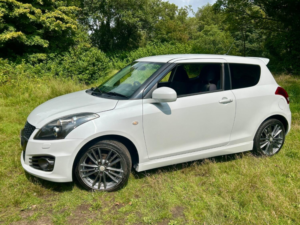 2016 Suzuki Swift 1.6*sport*1owner-7suzuki Svs-Xenons-Nav**outstanding Cherished Car** in White — image 3