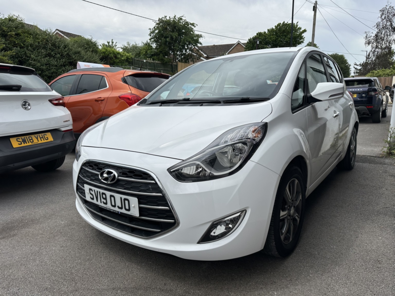 2019 Hyundai Ix20 1.6 Ix20 Se 1.6 My19 in White — image 1