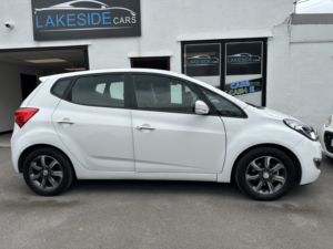 2019 Hyundai Ix20 1.6 Ix20 Se 1.6 My19 in White — image 2