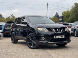 2017 Nissan X-Trail 1.6 Dig-T Acenta in Black — image 2