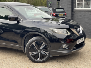 2017 Nissan X-Trail 1.6 Dig-T Acenta in Black — image 4