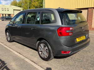 2015 Citroen Grand C4 Picasso 1.6 E-Hdi Exclusive MPV 5dr Diesel Etg6 Euro 5 (s/s) (115 Ps) in Grey — image 5