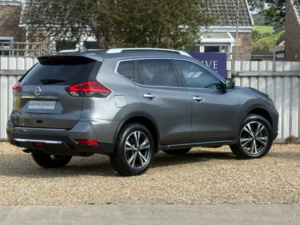 2018 Nissan X-Trail 2.0 Dci N-Connecta SUV 5dr Diesel Manual 4WD 7 Seats (177 Ps) in Grey — image 2