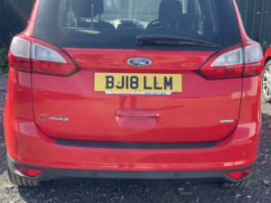 2018 Ford Grand C-Max 1.0 T Ecoboost Gpf Titanium in Red — image 4