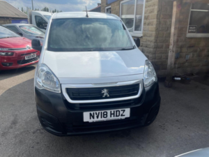 2018 Peugeot Partner 1.6 Bluehdi 854 Professional L1 5dr in White — image 5