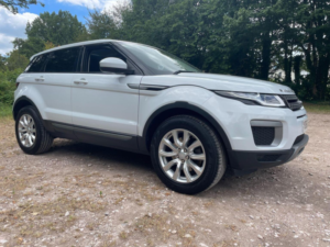 2016 Land Rover Range Rover Evoque 2.0 Td4 Se Auto 4WD Euro 6 (s/s) 5dr in White — image 3