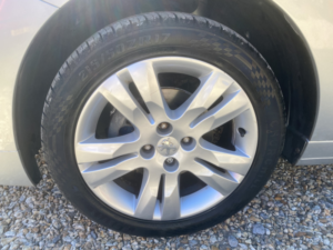 2013 Peugeot 5008 1.6 Hdi Active in Silver — image 6