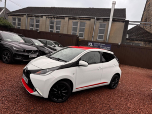 2017 Toyota Aygo 1.0 Vvt-I X-Press Euro 6 5dr in White — image 5