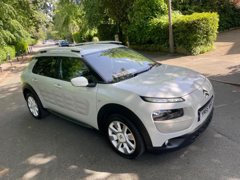 2017 Citroen C4 Cactus 1.2 Puretech W Euro 6 (s/s) 5dr in White — image 1