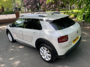 2017 Citroen C4 Cactus 1.2 Puretech W Euro 6 (s/s) 5dr in White — image 3
