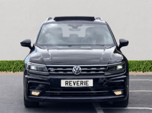 2018 Volkswagen Tiguan 2.0 Tdi R-Line SUV 5dr Diesel DSG Euro 6 (s/s) (150 Ps) in Black — image 2