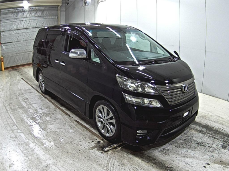 2011 Toyota Vellfire 2.4 4WD Platinum Selection Gold in Black — image 1