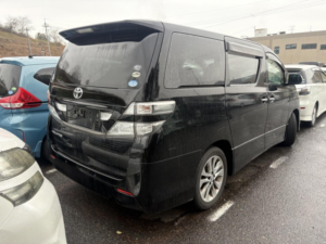 2011 Toyota Vellfire 2.4 4WD Platinum Selection Gold in Black — image 5