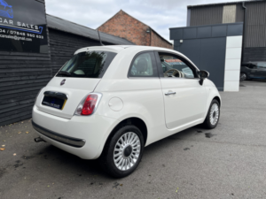 2014 Fiat 500 1.2 500 1.2 Lounge in White — image 3