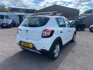 2015 Dacia Sandero Stepway 1.5 Dci Laureate Euro 5 5dr in White — image 5