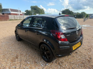2013 Vauxhall Corsa 1.2 16v Sxi Hatchback 5dr Petrol Manual Euro 5 (a/c) (85 Ps) in Black — image 5