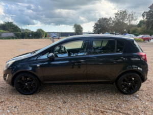 2013 Vauxhall Corsa 1.2 16v Sxi Hatchback 5dr Petrol Manual Euro 5 (a/c) (85 Ps) in Black — image 6
