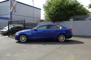 2018 Jaguar Xe 2.0 I Gpf Prestige in Blue — image 6