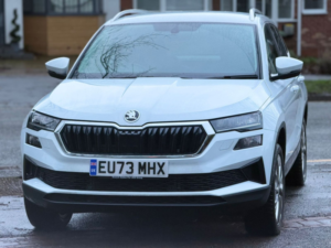 2023 Skoda Karoq 1.5 Tsi Act Se L SUV 5dr Petrol DSG Euro 6 (s/s) (150 Ps) in White — image 2