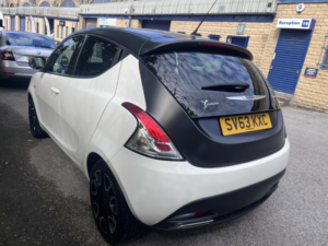 2013 Chrysler Ypsilon 1.2 S-Series Hatchback 5dr Petrol Manual Euro 5 (s/s) (69 Bhp) in White — image 4