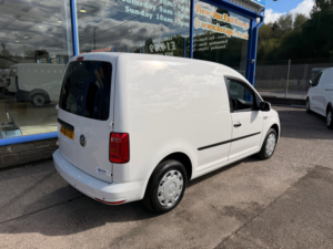 2020 Volkswagen Caddy 2.0 Tdi C20 Startline Panel Van 5dr Diesel Manual Swb Euro 6 102 Ps in White — image 6