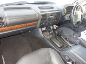2004 Land Rover Discovery Ref 8421 - In Transit Refundable Deposit Can Secure - Land Rover Discovery 4.0 Hse Rhd - Ex Japan in Silver — image 5