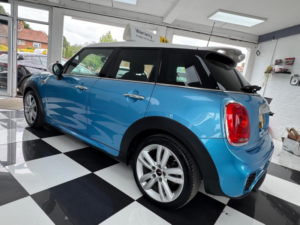2015 MINI Hatch 1.5 Cooper Auto Euro 6 (s/s) 5dr in Blue — image 4