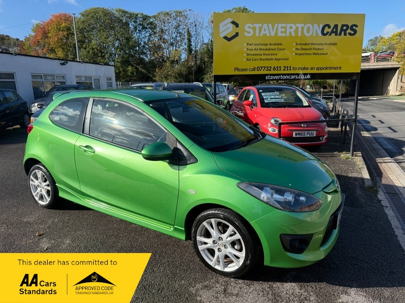 2010 Mazda Mazda 2 Tamura in Green — image 1