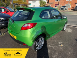 2010 Mazda Mazda 2 Tamura in Green — image 3