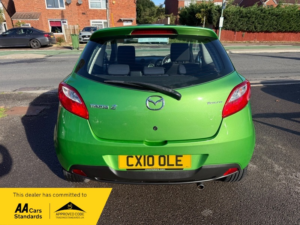 2010 Mazda Mazda 2 Tamura in Green — image 5