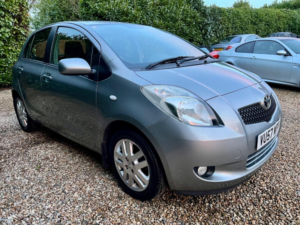 2007 Toyota Yaris 1.3 Vvt-I Tr in Silver — image 2