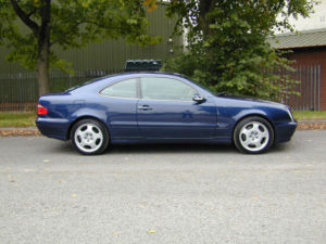 2000 Mercedes-Benz Clk Ref 8826 - Mercedes Benz W208 Clk 430 Coupe - Low Miles - Just 63k!! (rhd - Uk Car) in Blue — image 2