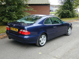 2000 Mercedes-Benz Clk Ref 8826 - Mercedes Benz W208 Clk 430 Coupe - Low Miles - Just 63k!! (rhd - Uk Car) in Blue — image 3