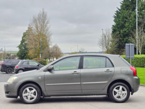 2003 Toyota Corolla 1.6 Vvt-I T3 5dr in Grey — image 4