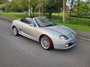 2004 MG Tf 1.8 80th Anniversary Le Convertible 2dr Petrol Manual (contemporary) (184 G/km, 134 Bhp) in Multicolour — image 3