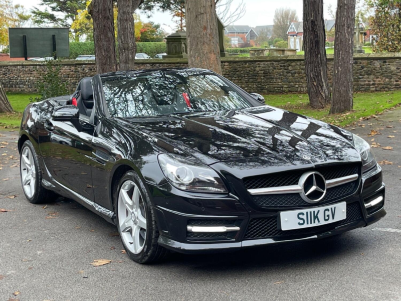 2012 Mercedes-Benz Slk 1.8 Slk250 Blueefficiency Amg Sport in Black — image 1
