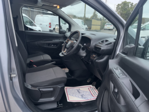 2019 Vauxhall Combo 1.6 Turbo D 2300 Sportive in Grey — image 3