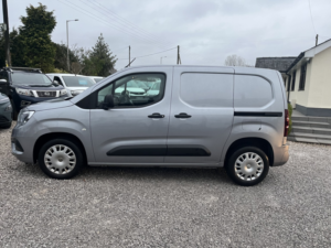 2019 Vauxhall Combo 1.6 Turbo D 2300 Sportive in Grey — image 5